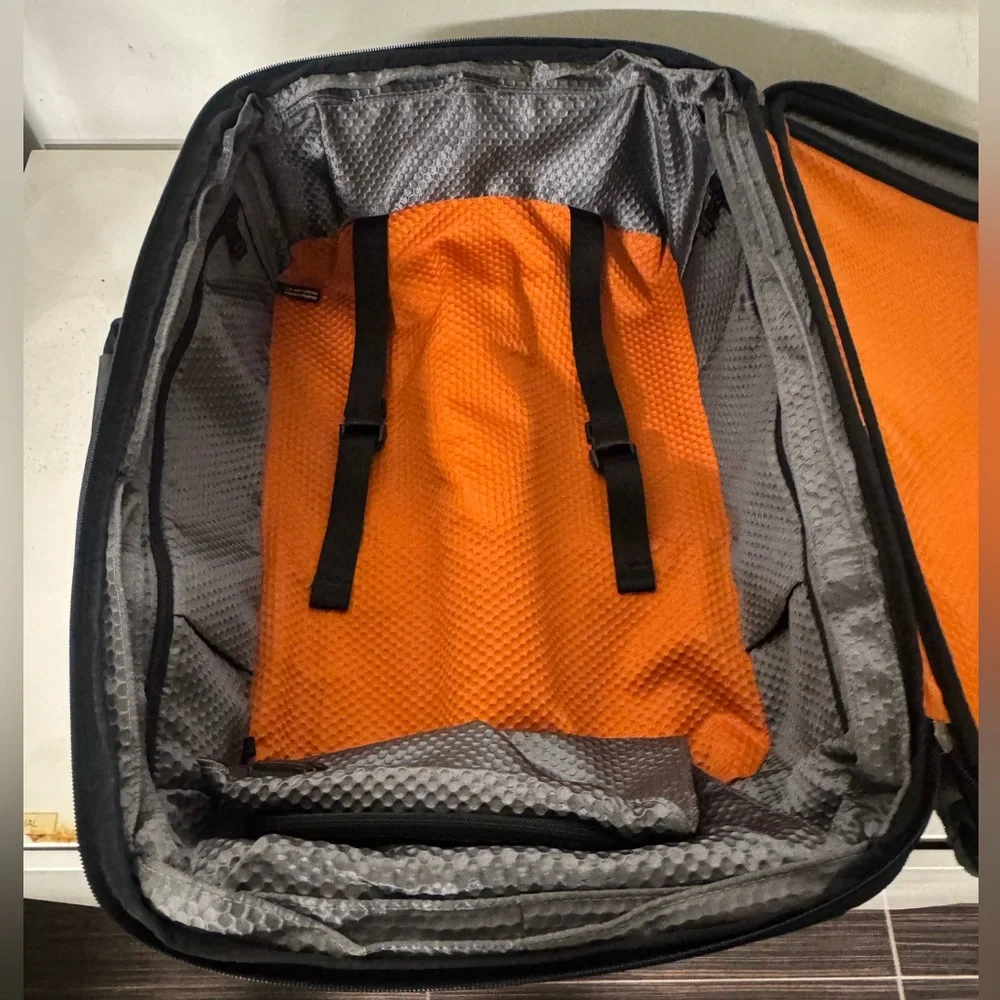 TUMI Olive Green Carry-On Travel Bag Luggage Suitcase